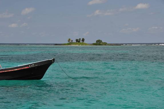 Uma das pequenas ilhotas que cercam Utila, ilha no litoral norte de Honduras